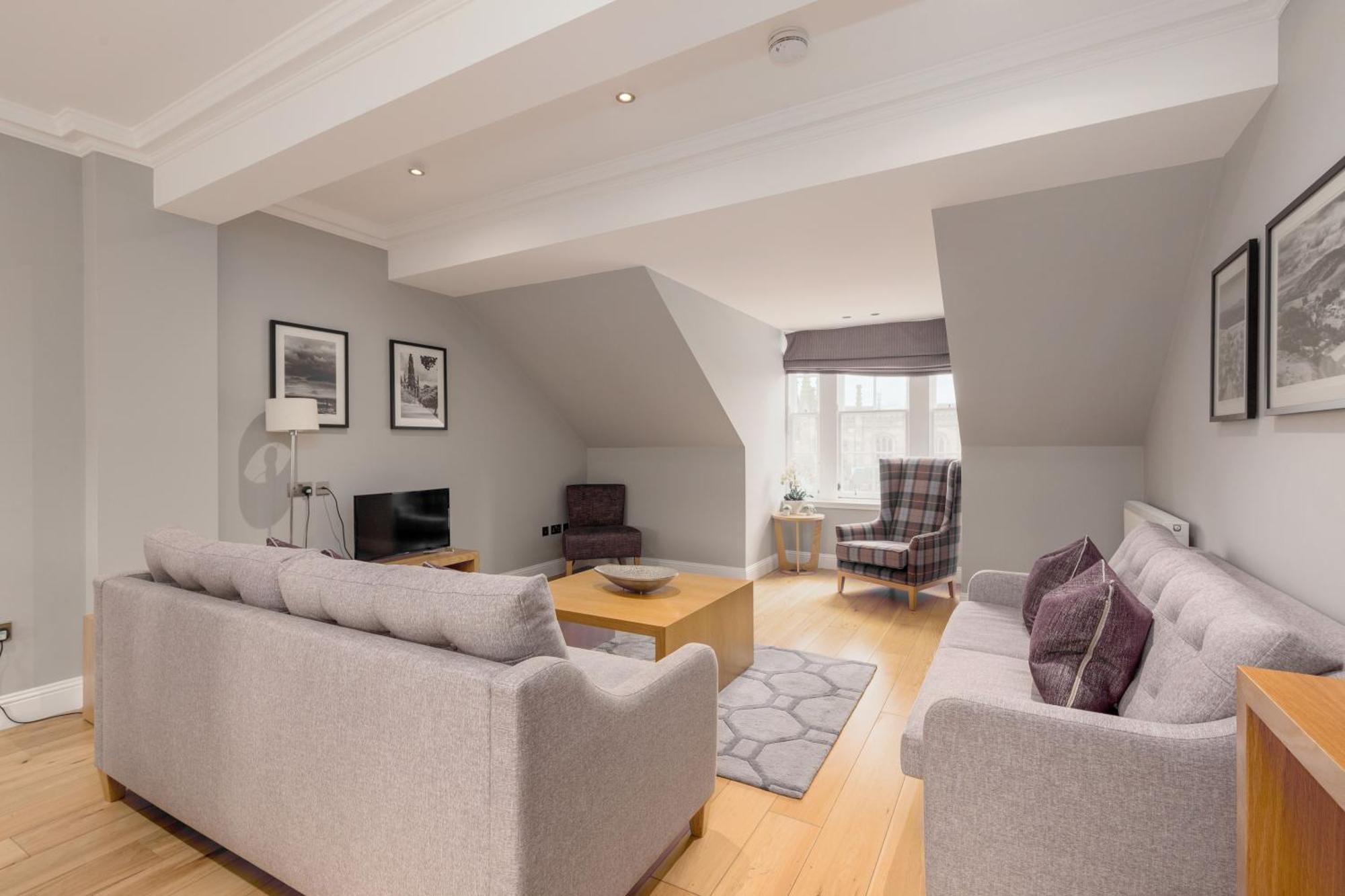 Destiny Scotland - Princes Street Residence Edinburgh Dış mekan fotoğraf
