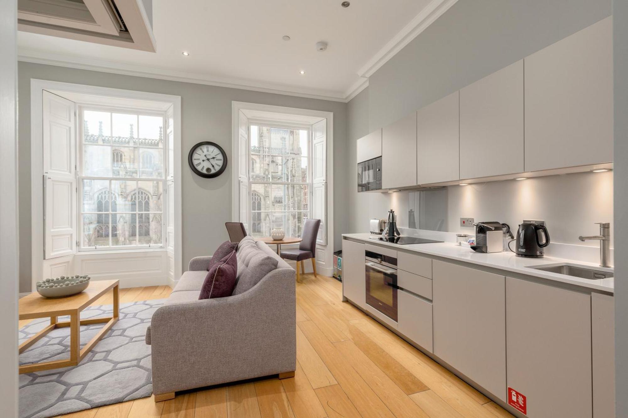 Destiny Scotland - Princes Street Residence Edinburgh Dış mekan fotoğraf